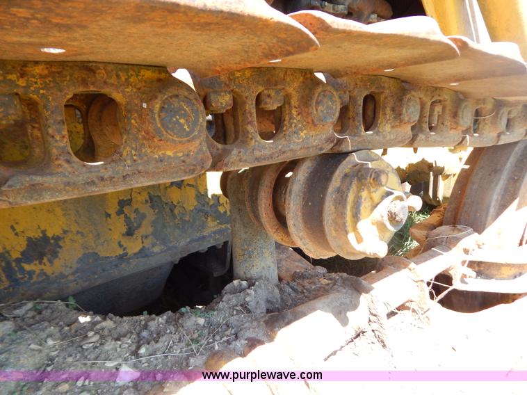 image for item B5804 1951 Caterpillar D6 dozer