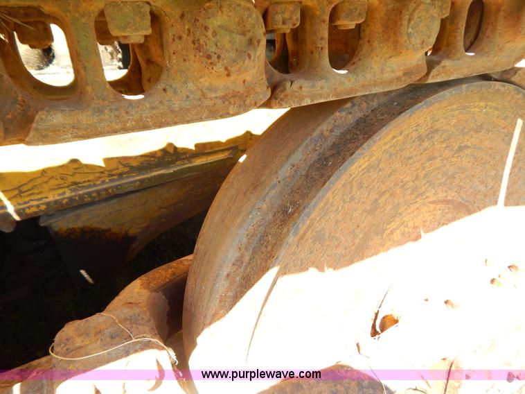 image for item B5804 1951 Caterpillar D6 dozer
