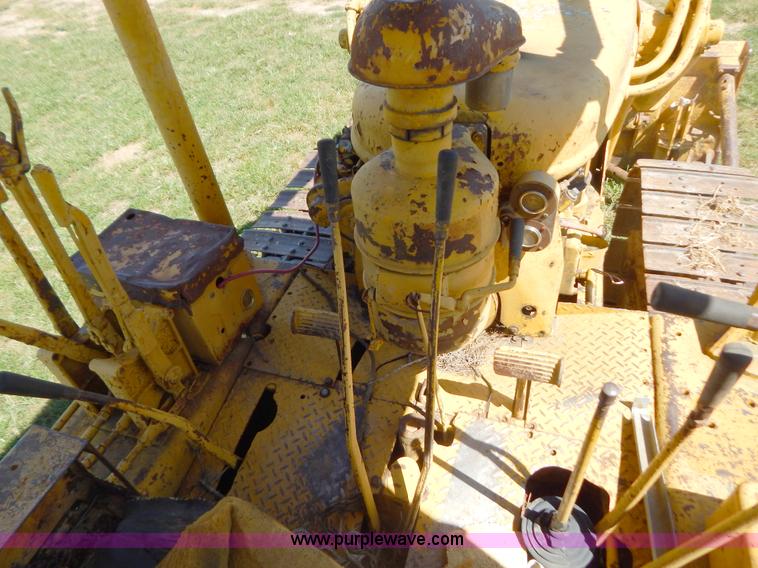 image for item B5804 1951 Caterpillar D6 dozer