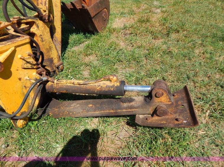 image for item B5805 Case 33 backhoe attachment