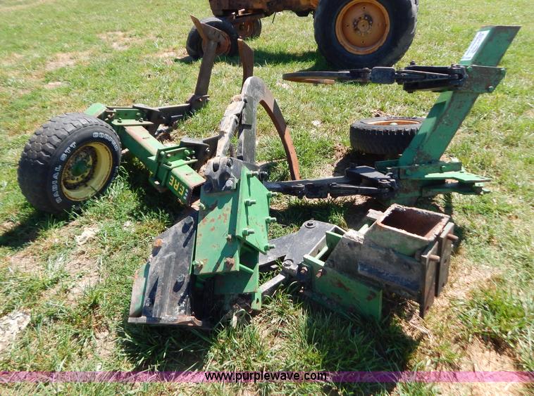 image for item B5806 John Deere ripper shanks and beams