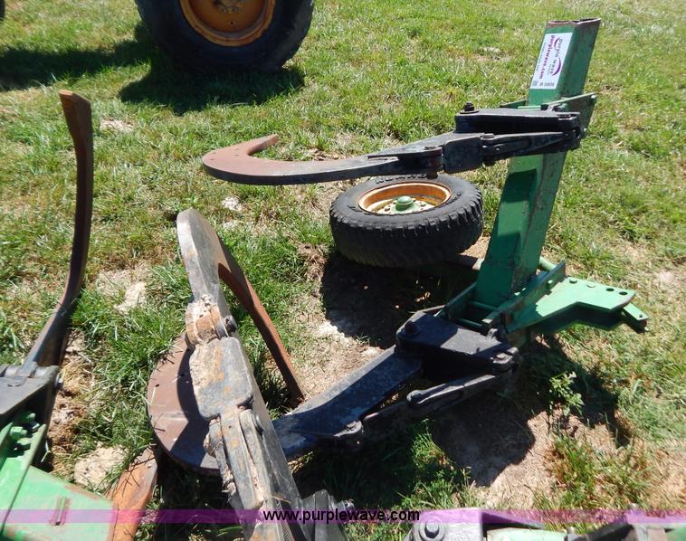 image for item B5806 John Deere ripper shanks and beams