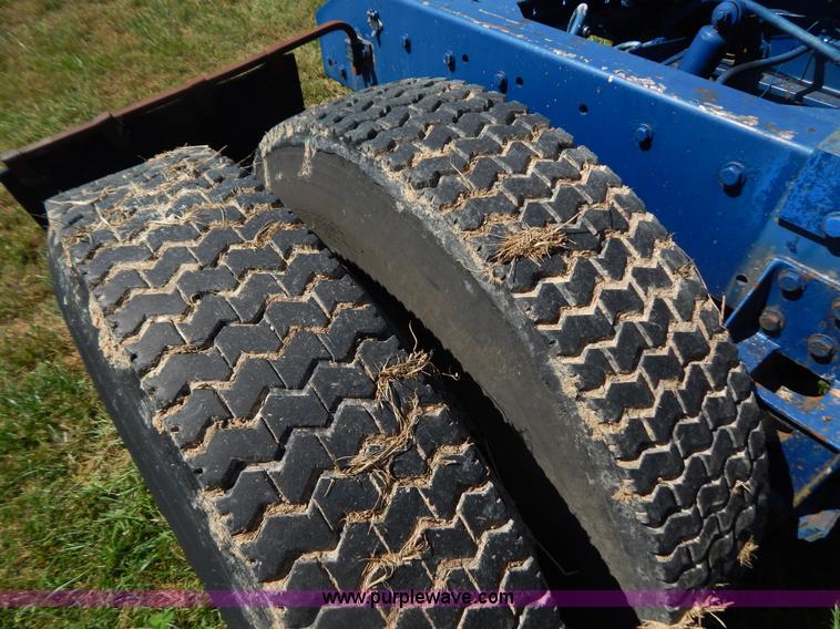 image for item B5810 1973 Kenworth semi truck