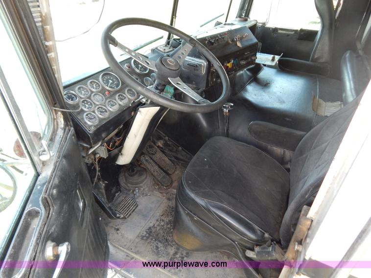 image for item B5810 1973 Kenworth semi truck