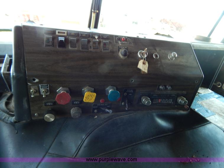 image for item B5810 1973 Kenworth semi truck