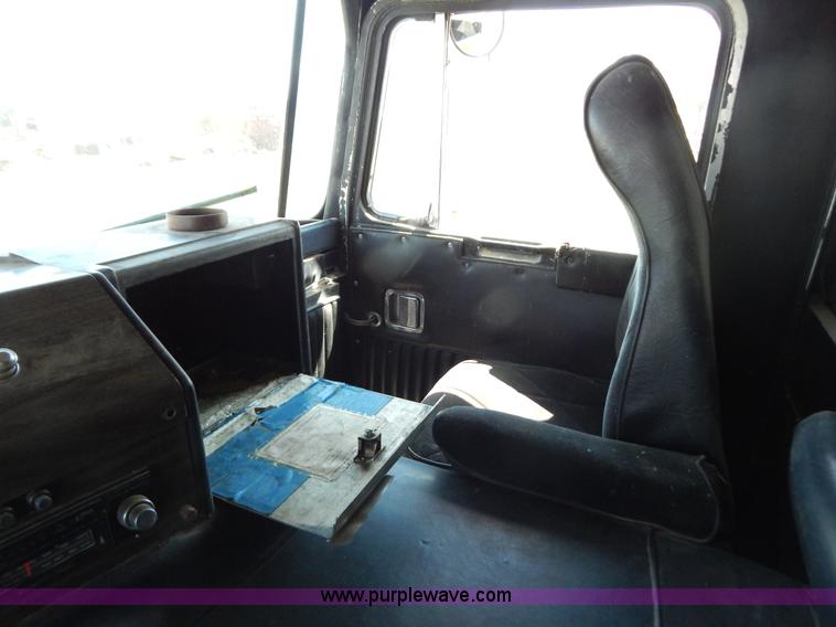 image for item B5810 1973 Kenworth semi truck