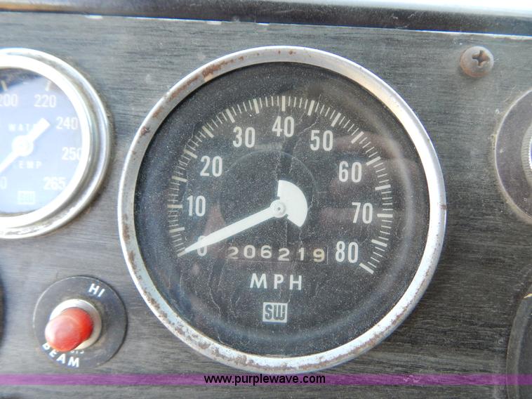 image for item B5810 1973 Kenworth semi truck