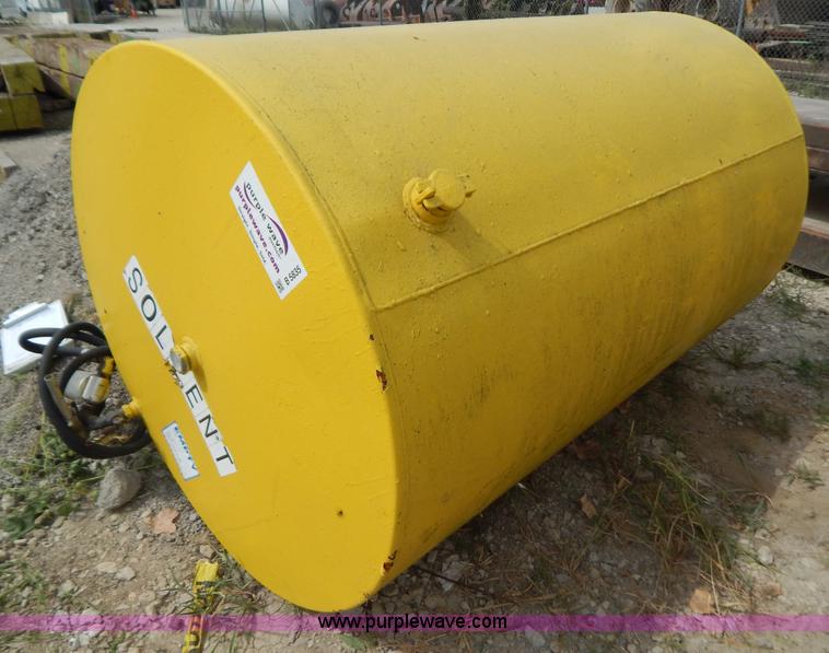 image for item B5835 Approximately 550 gallon fuel tank