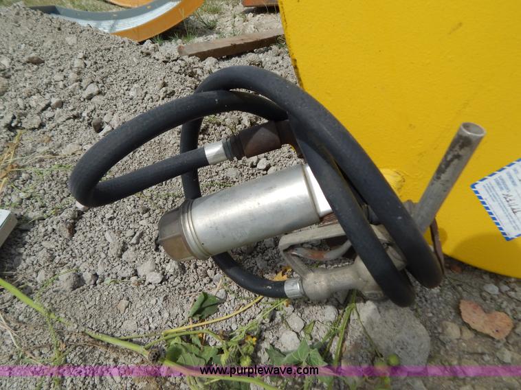 image for item B5835 Approximately 550 gallon fuel tank