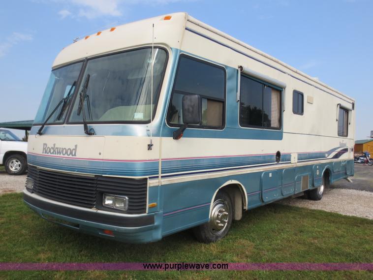 image for item D5945 1993 Rockwood Embassy Series A6322 recreational vehicle