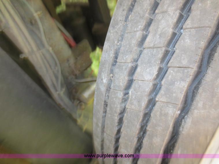 image for item D5945 1993 Rockwood Embassy Series A6322 recreational vehicle