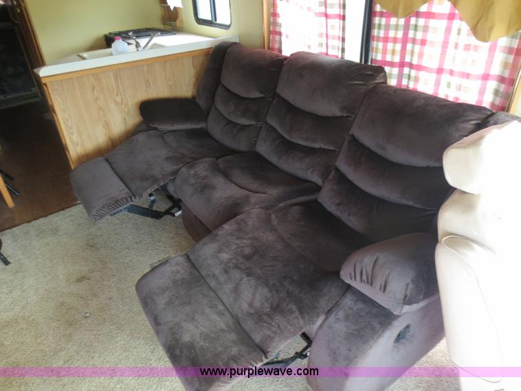 image for item D5945 1993 Rockwood Embassy Series A6322 recreational vehicle