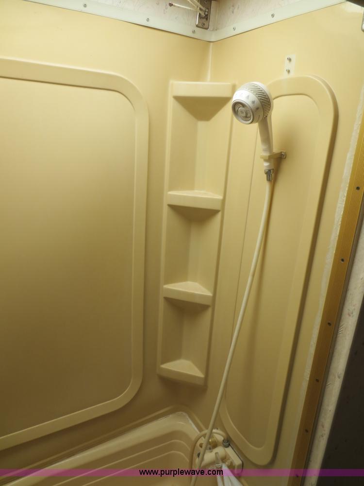 image for item D5945 1993 Rockwood Embassy Series A6322 recreational vehicle