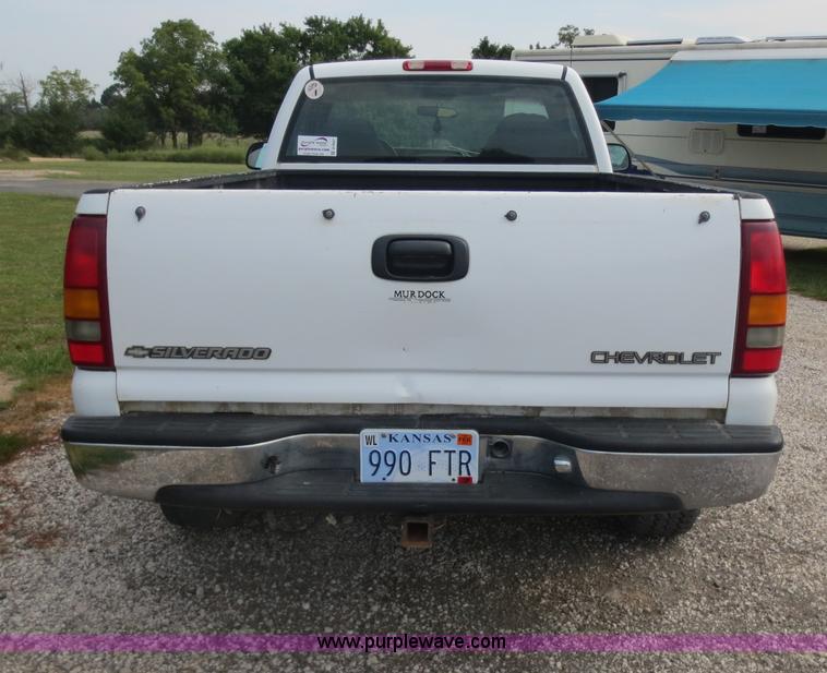 image for item D5947 1999 Chevrolet Silverado 1500 pickup truck