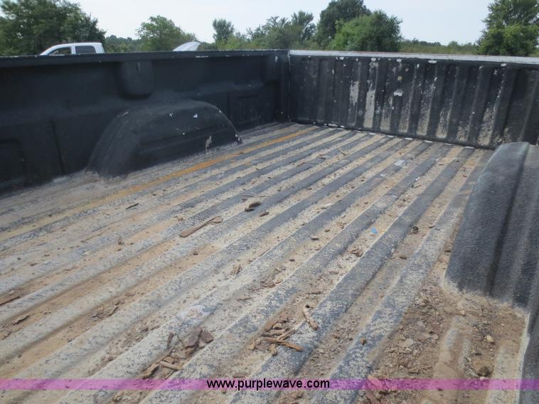 image for item D5947 1999 Chevrolet Silverado 1500 pickup truck