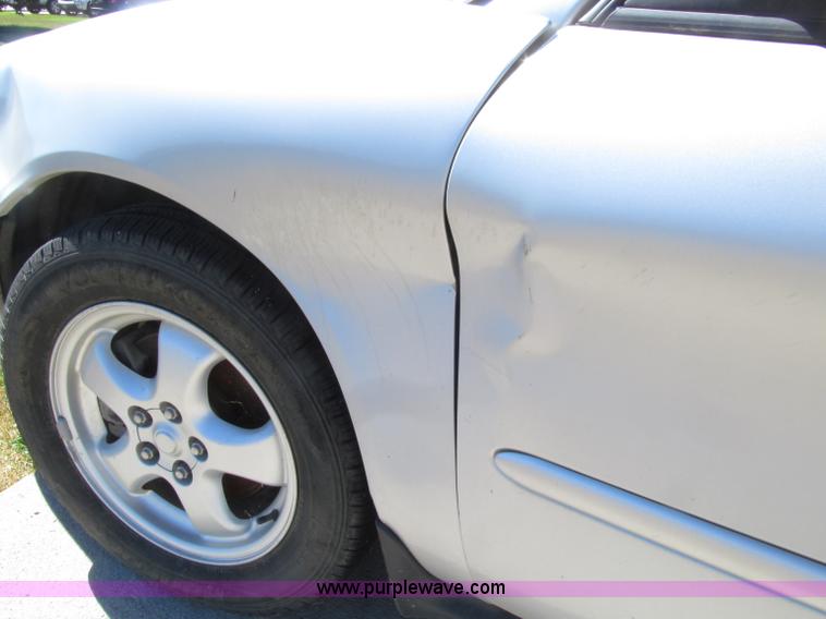 image for item E4509 2007 Ford Taurus SE