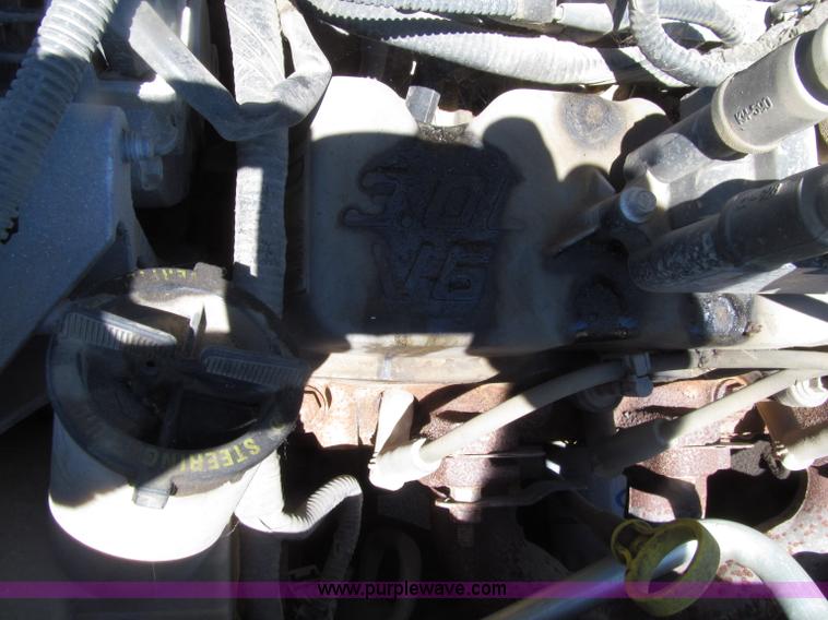 image for item E4509 2007 Ford Taurus SE