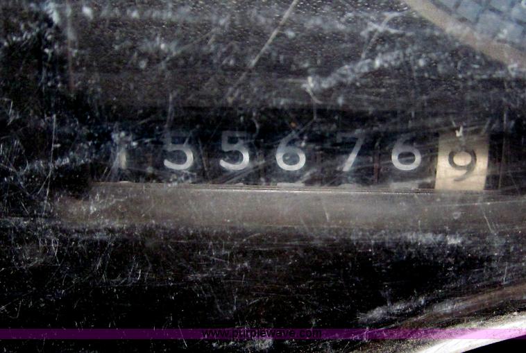 image for item F7119 1991 Chevrolet Silverado 2500 pickup truck