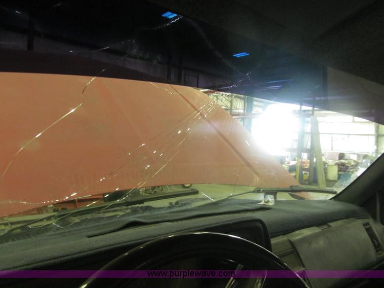 image for item F7119 1991 Chevrolet Silverado 2500 pickup truck