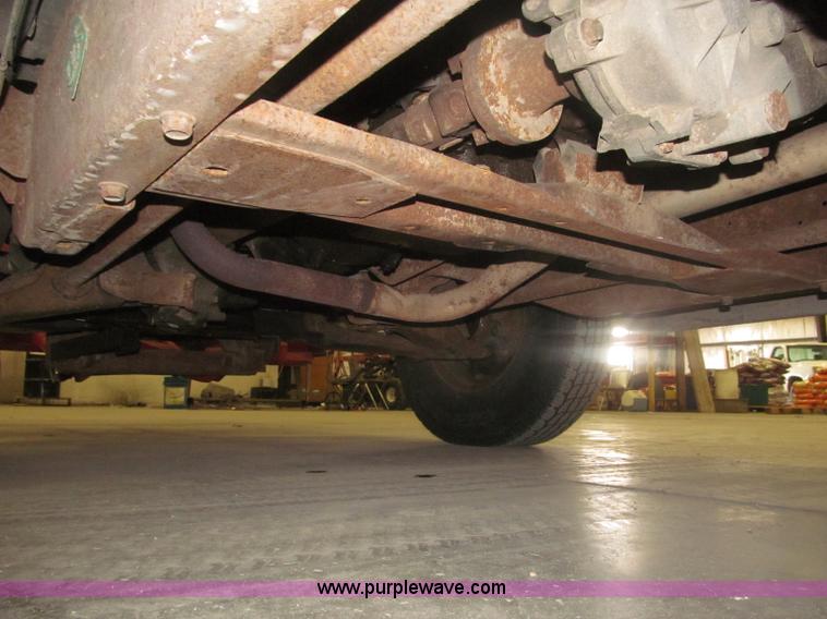 image for item F7119 1991 Chevrolet Silverado 2500 pickup truck