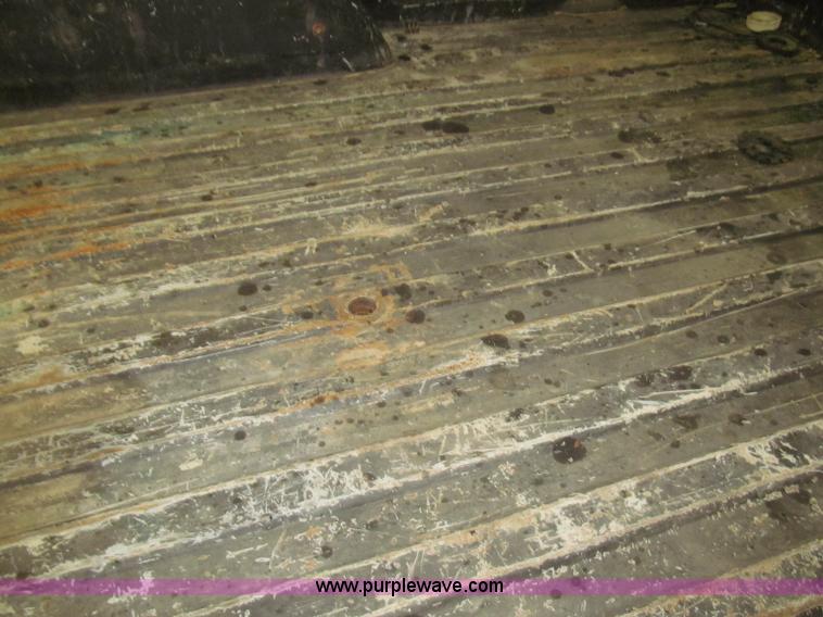 image for item F7120 1992 GMC Sierra 1500 SLE pickup truck