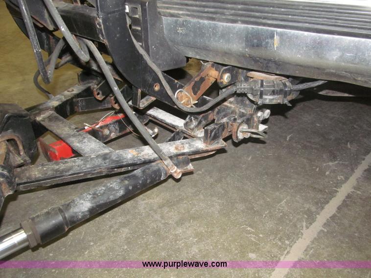 image for item F7120 1992 GMC Sierra 1500 SLE pickup truck