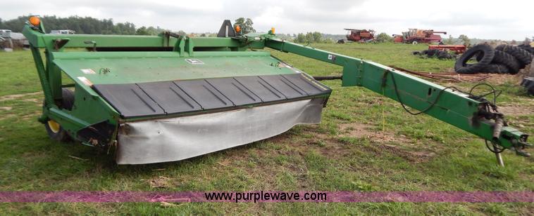 image for item G3341 1998 John Deere 935 disc mower conditioner