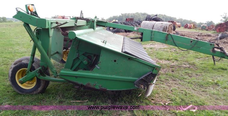 image for item G3341 1998 John Deere 935 disc mower conditioner