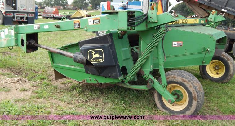 image for item G3341 1998 John Deere 935 disc mower conditioner