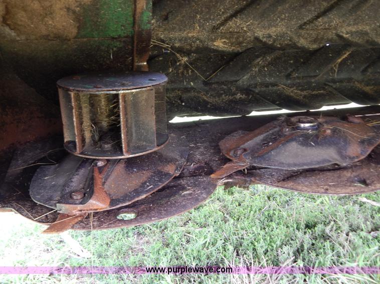 image for item G3341 1998 John Deere 935 disc mower conditioner