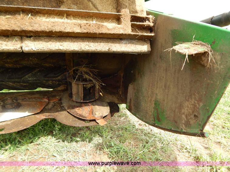 image for item G3341 1998 John Deere 935 disc mower conditioner