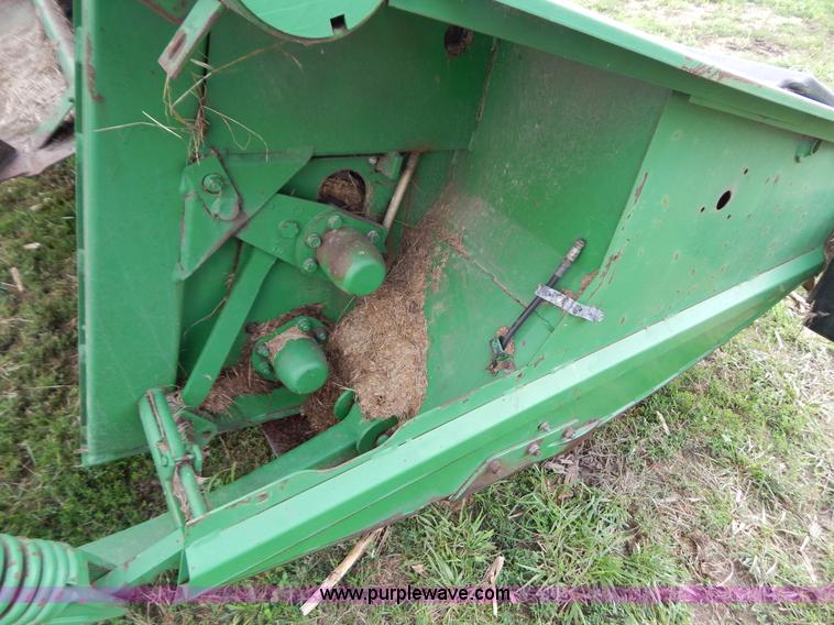 image for item G3341 1998 John Deere 935 disc mower conditioner