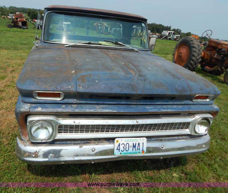 image for item G3439 1966 Chevrolet C1500 pickup truck