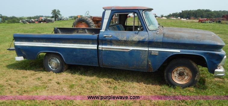 image for item G3439 1966 Chevrolet C1500 pickup truck