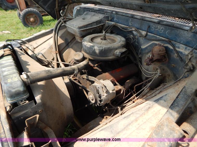 image for item G3439 1966 Chevrolet C1500 pickup truck