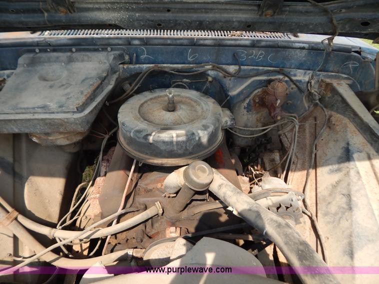 image for item G3439 1966 Chevrolet C1500 pickup truck