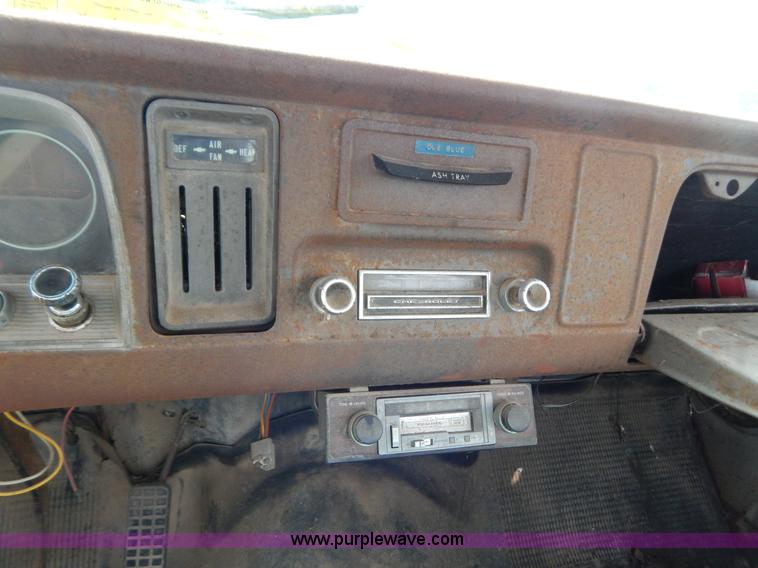 image for item G3439 1966 Chevrolet C1500 pickup truck