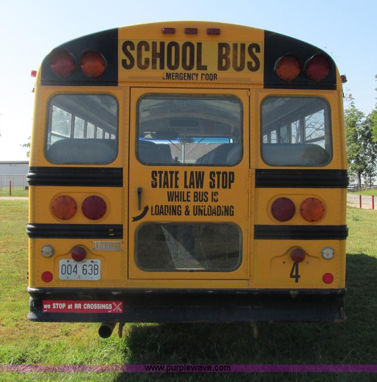 image for item G9441 2000 Freightliner Thomas school bus