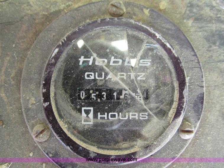 image for item G9442 Target V465D1 concrete saw