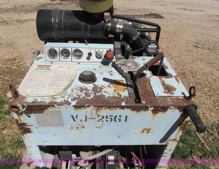 image for item G9443 Target V465D concrete saw