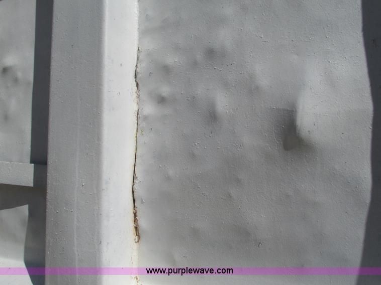 image for item G9444 1989 Mack Econodyne R690ST dump truck