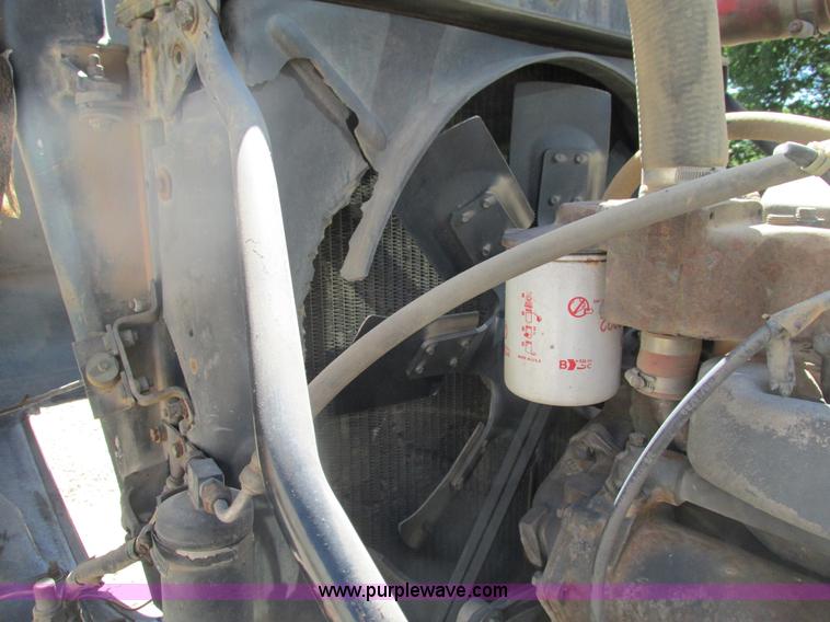 image for item G9444 1989 Mack Econodyne R690ST dump truck