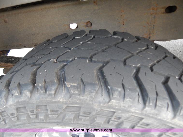 image for item G9467 2006 Chevrolet Silverado 2500HD pickup truck