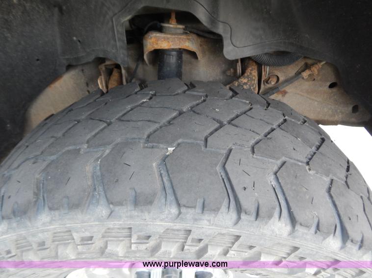 image for item G9467 2006 Chevrolet Silverado 2500HD pickup truck