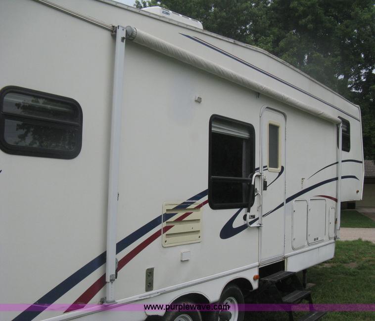 image for item H6375 1998 Cardinal LX fifth wheel camper