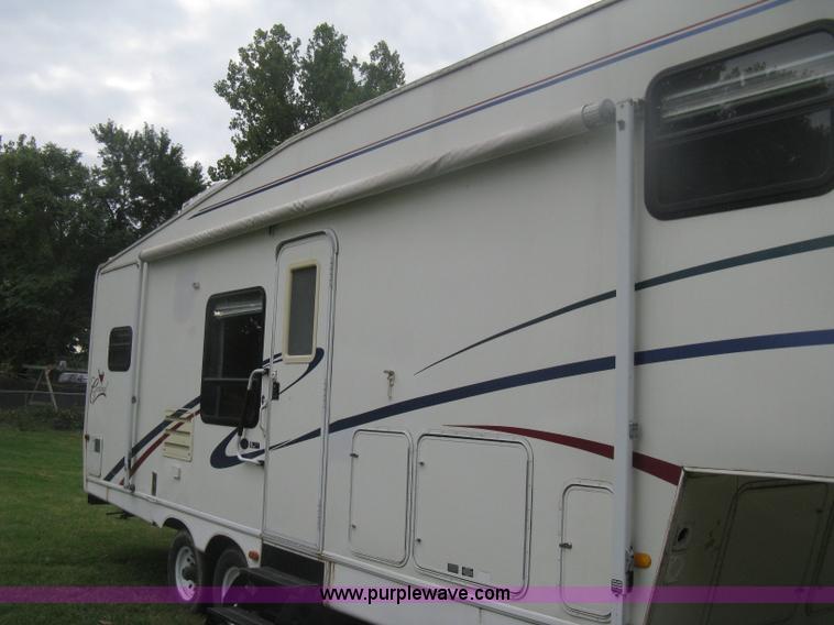 image for item H6375 1998 Cardinal LX fifth wheel camper