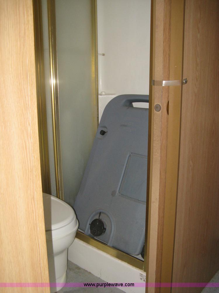 image for item H6375 1998 Cardinal LX fifth wheel camper