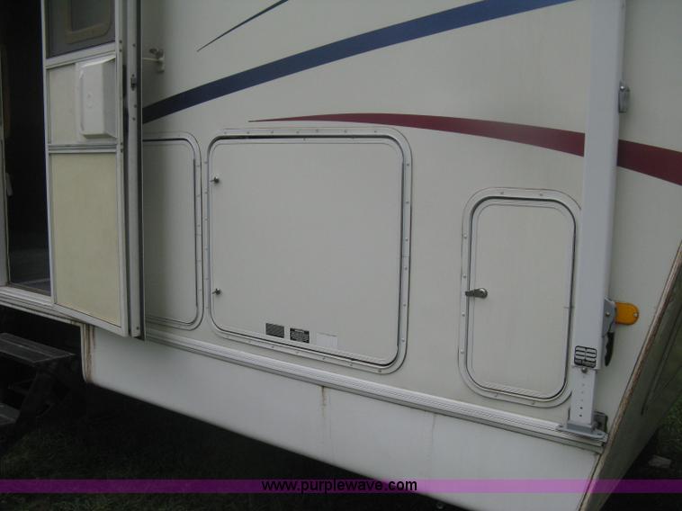 image for item H6375 1998 Cardinal LX fifth wheel camper