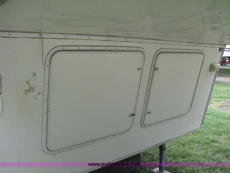 image for item H6375 1998 Cardinal LX fifth wheel camper