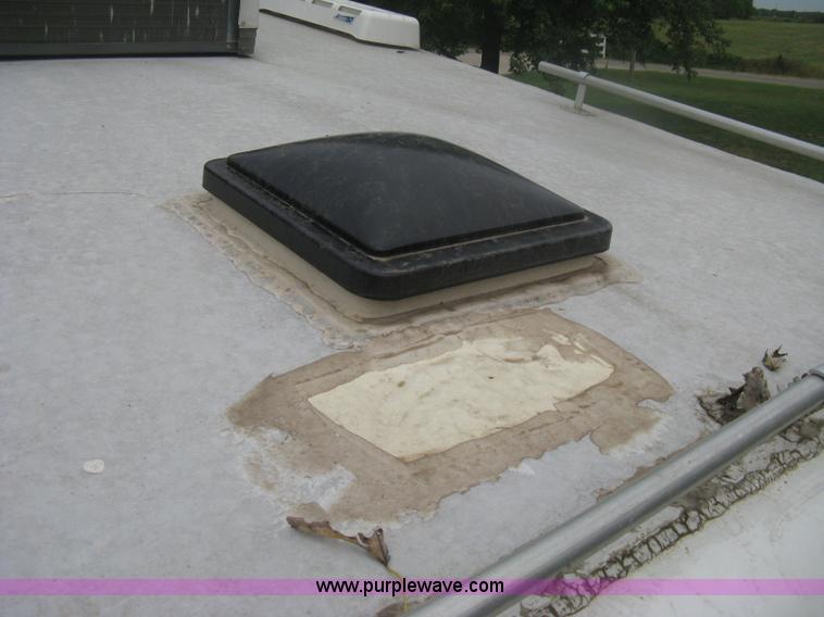 image for item H6375 1998 Cardinal LX fifth wheel camper